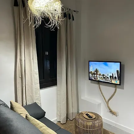 Plaza De La Fuente Tenerife Sur Only Adults Con Terraza Privada * 格拉纳迪利亚-德阿沃纳